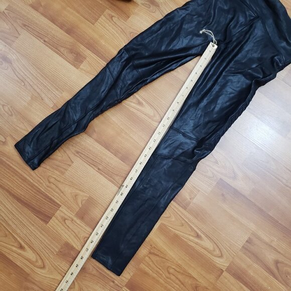 SPANX | Faux Leather Moto Leggings High Rise Quilted - Picture 10 of 13